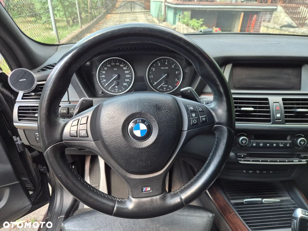 BMW X5 xDrive35i - 22