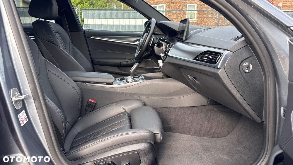 BMW Seria 5 530e M Sport sport - 10