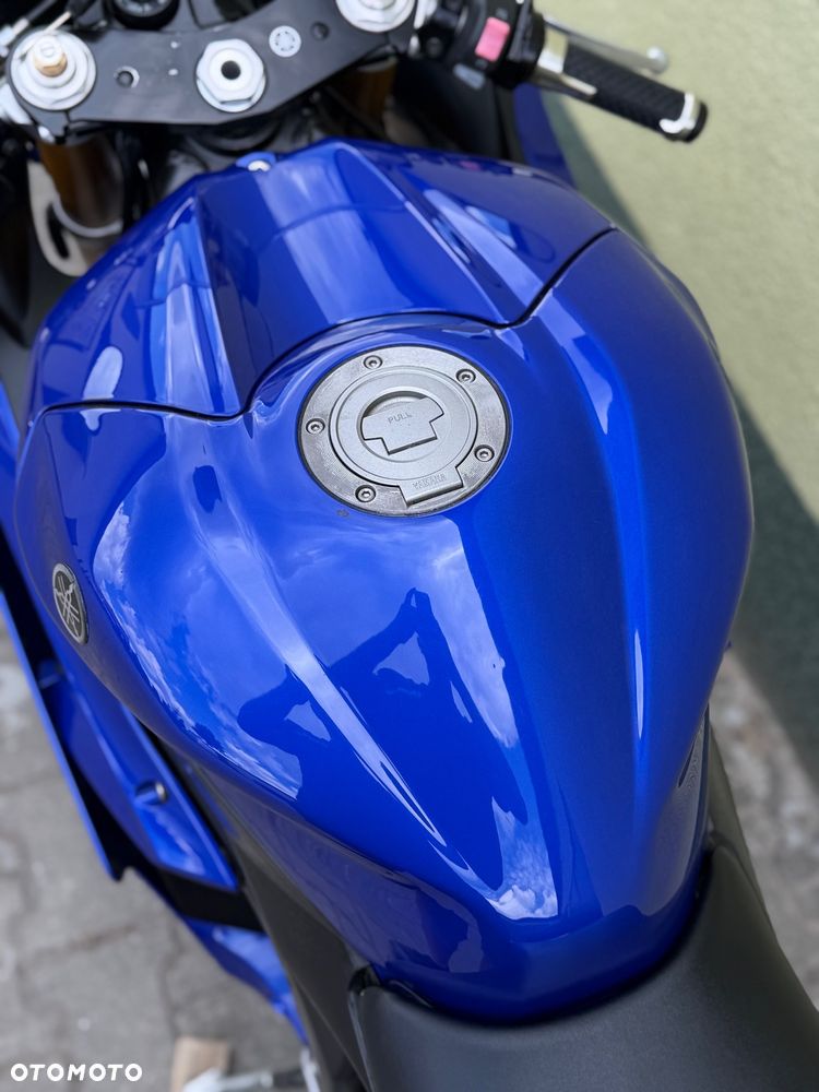 Yamaha R6 - 37