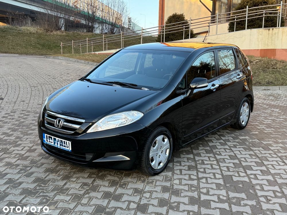 Honda FR-V - 1