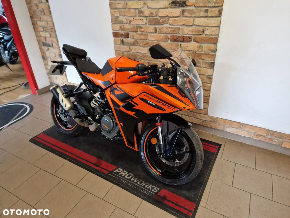KTM RC 390 - 1