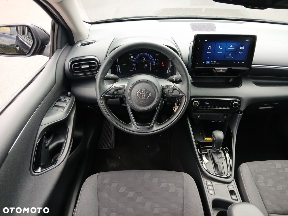 Toyota Yaris Hybrid 1.5 Style - 24