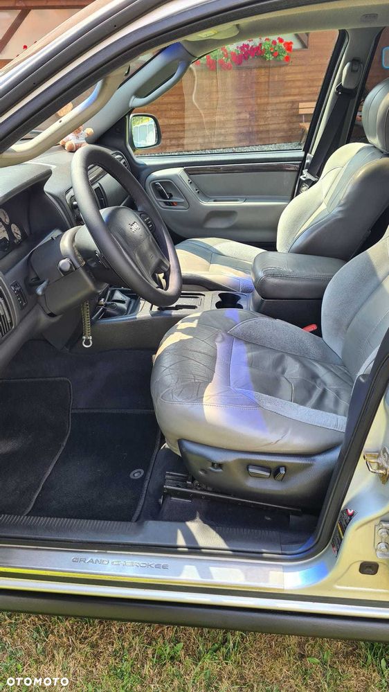 Jeep Grand Cherokee - 7
