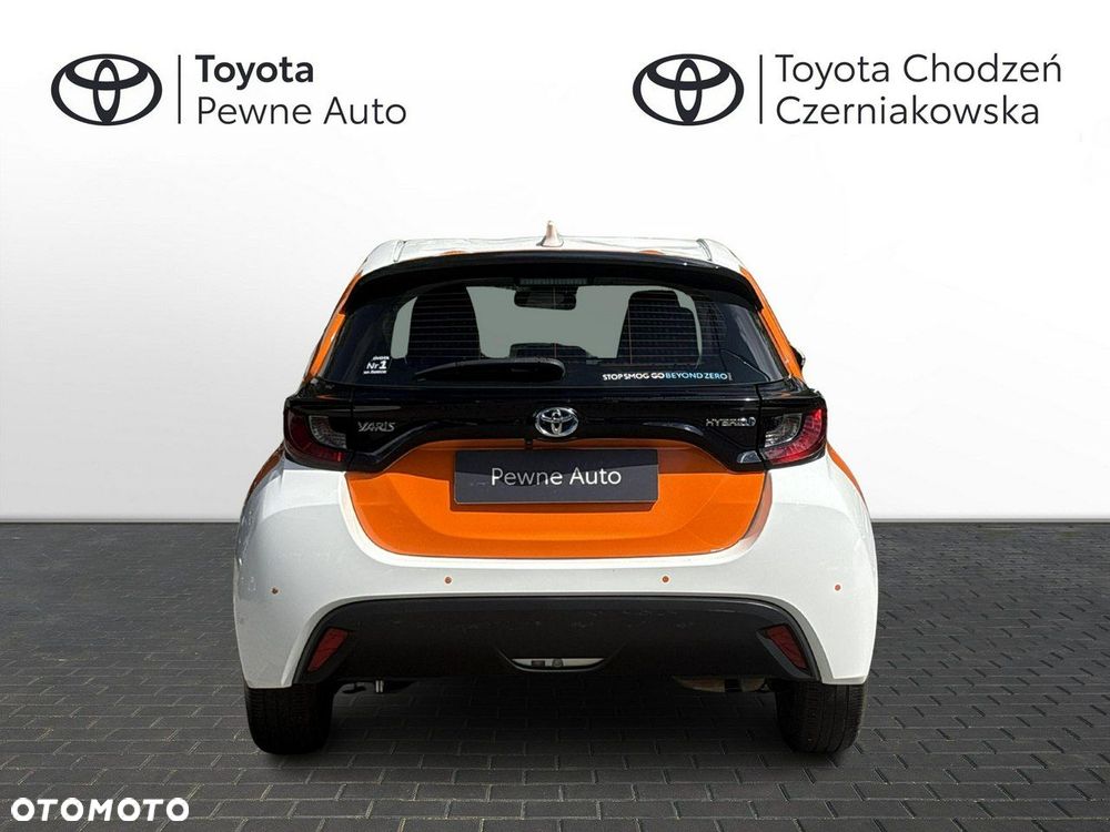 Toyota Yaris - 4