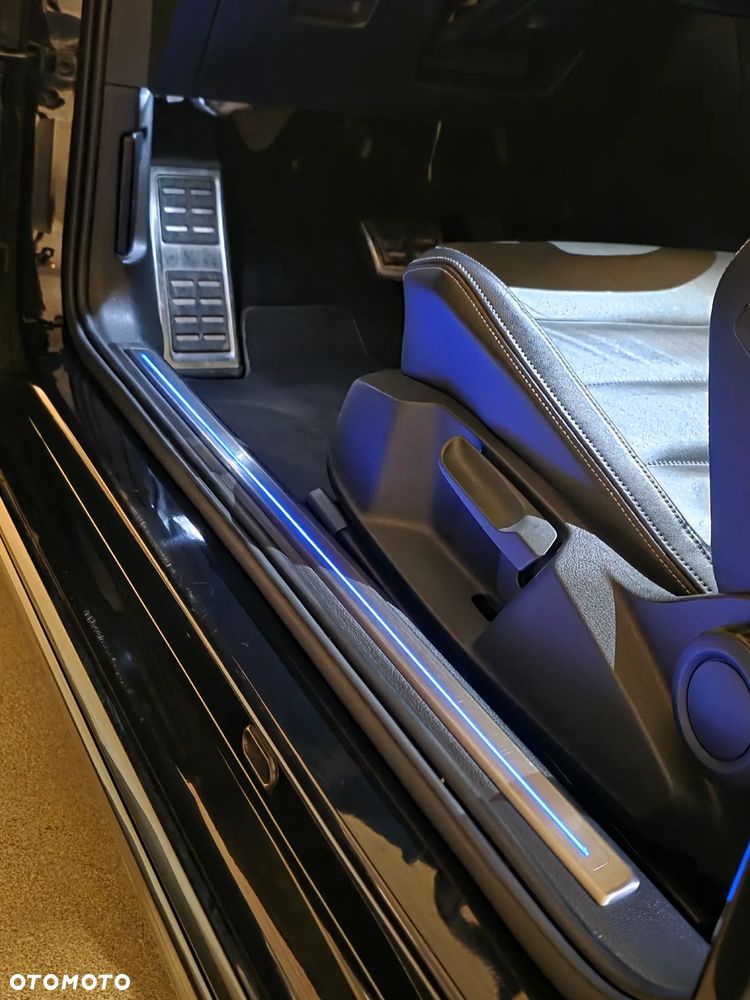 Volkswagen Golf - 19