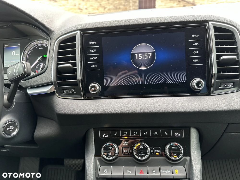 Skoda Karoq 1.6 TDI SCR 4x2 Style DSG - 31