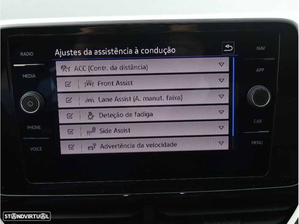 VW T-Roc 1.5 TSI R-Line DSG - 25