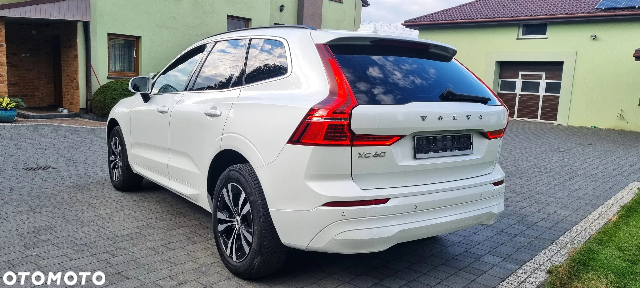 Volvo XC 60 B4 D Geartronic Momentum Pro - 9