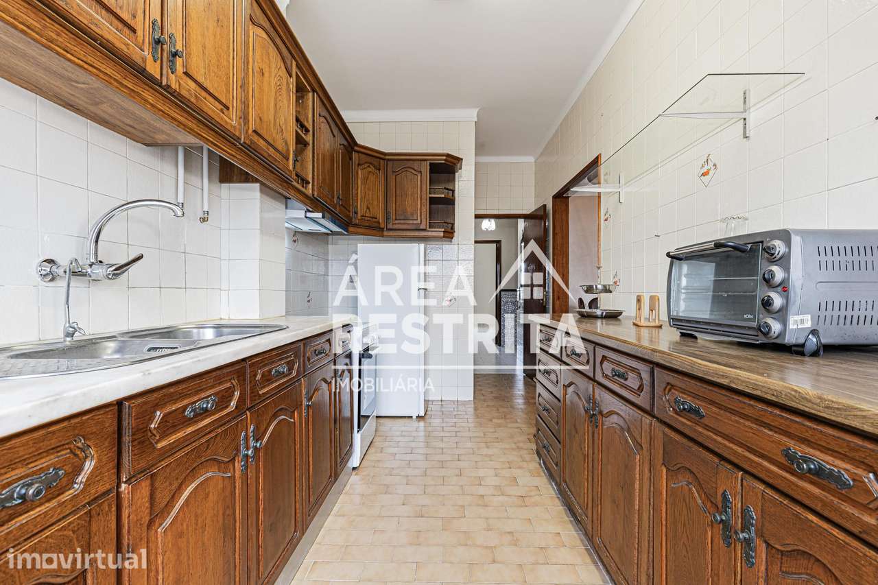 Apartamento T3 RC Alto no Barreiro - Grande imagem: 4/43