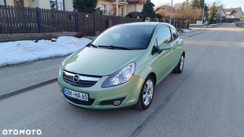 Opel Corsa 1.2 16V Innovation 110 Jahre - 1