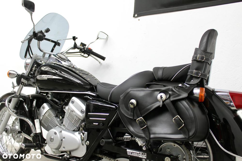 Honda Shadow - 23