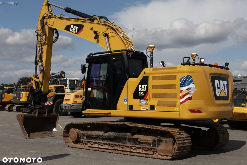 Caterpillar 323 - 5