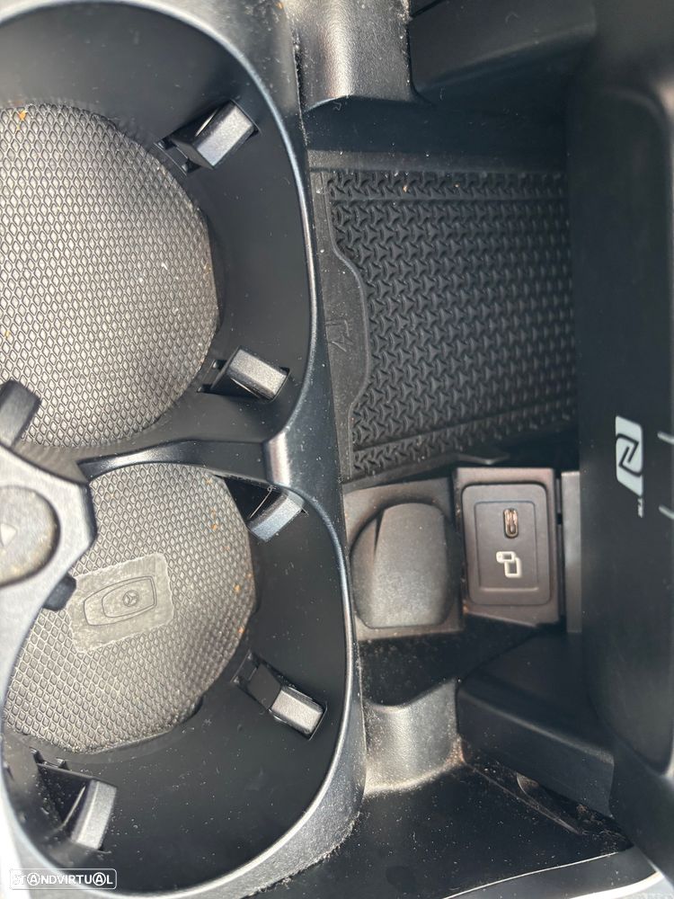 Mercedes-Benz E 220 d Avantgarde - 20