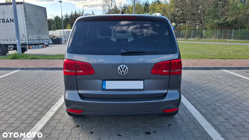Volkswagen Touran 2.0 TDI DPF DSG Highline - 22