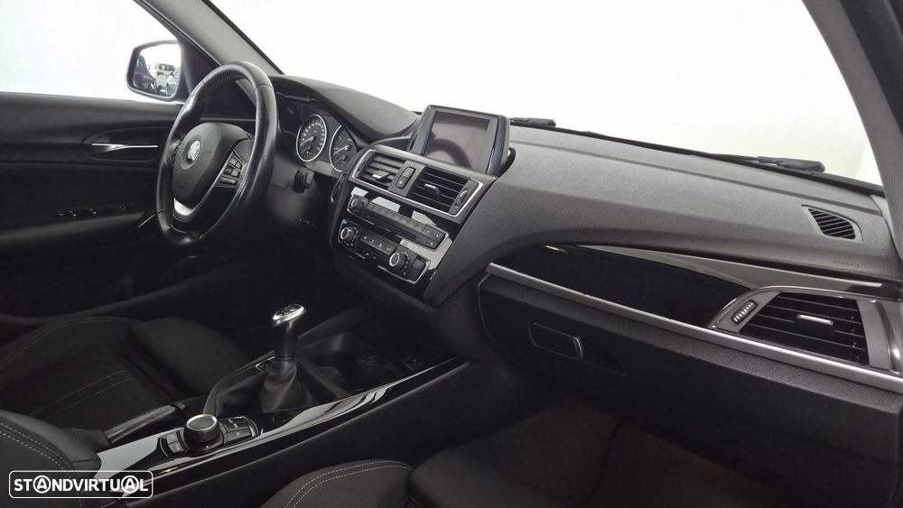 BMW 116 d Line Sport - 12