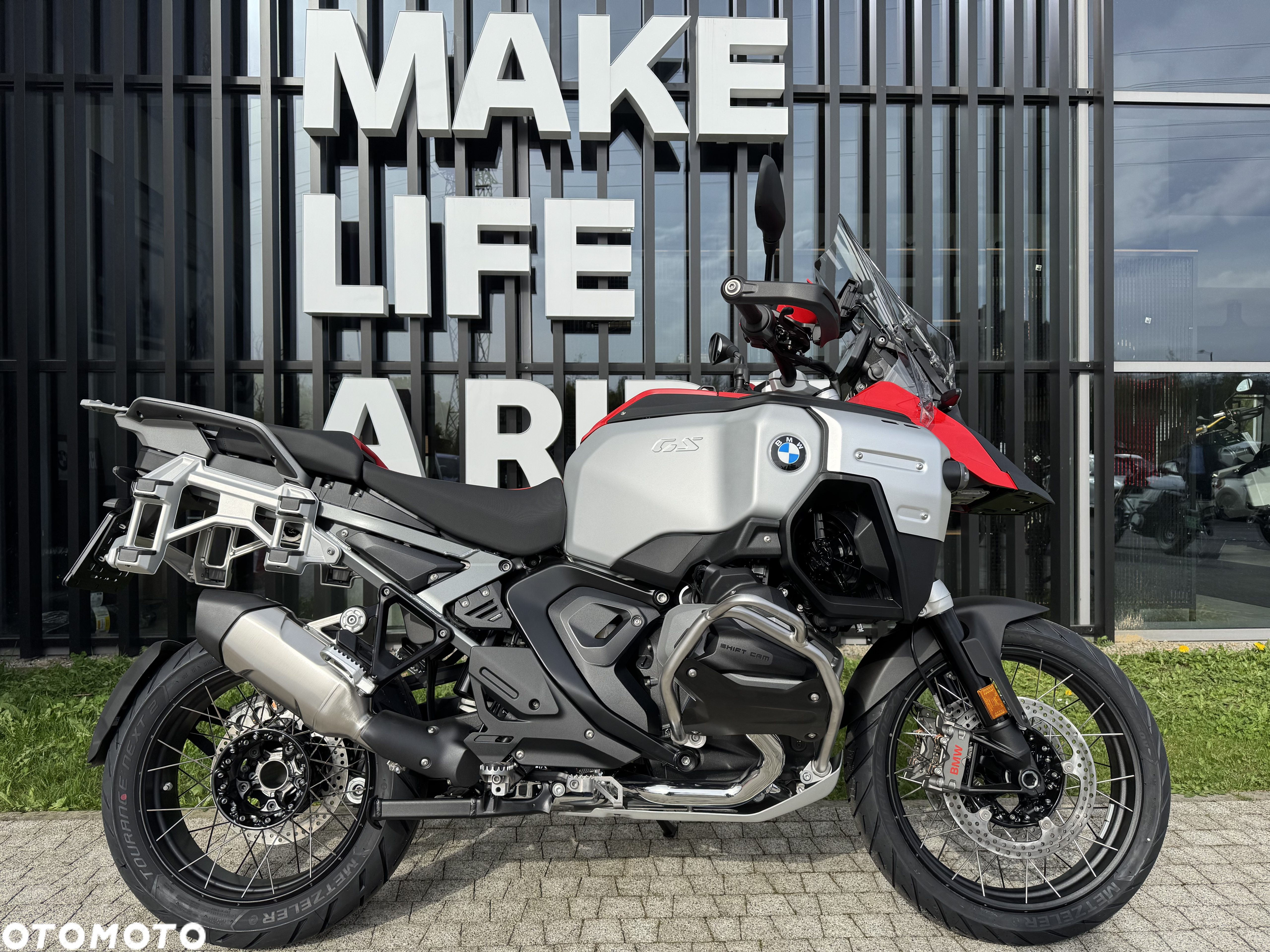 BMW Adventure - 2