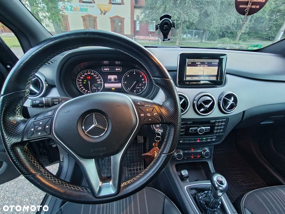 Mercedes-Benz Klasa B 180 (CDI) d - 26