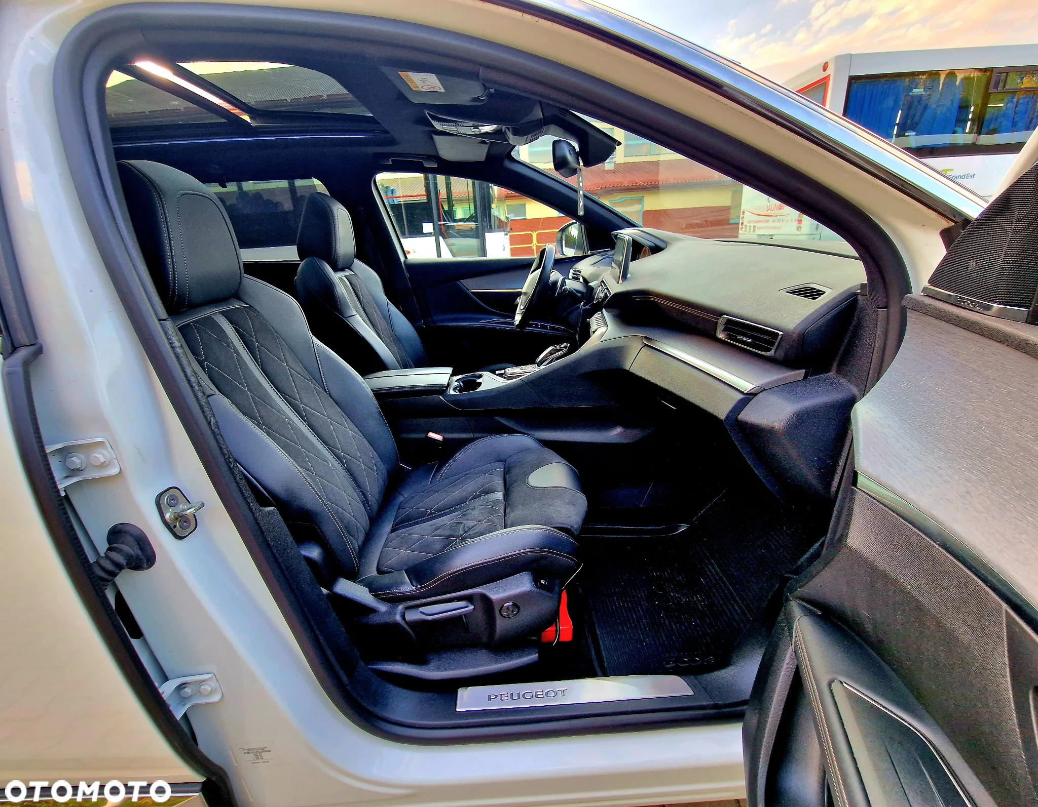 Peugeot 5008 2.0 BlueHDi GT S&S EAT8 - 13