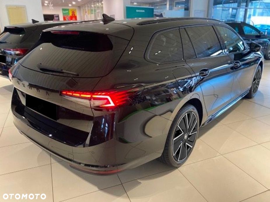 Skoda Superb 2.0 TDI SCR 4x4 Sportline DSG - 3