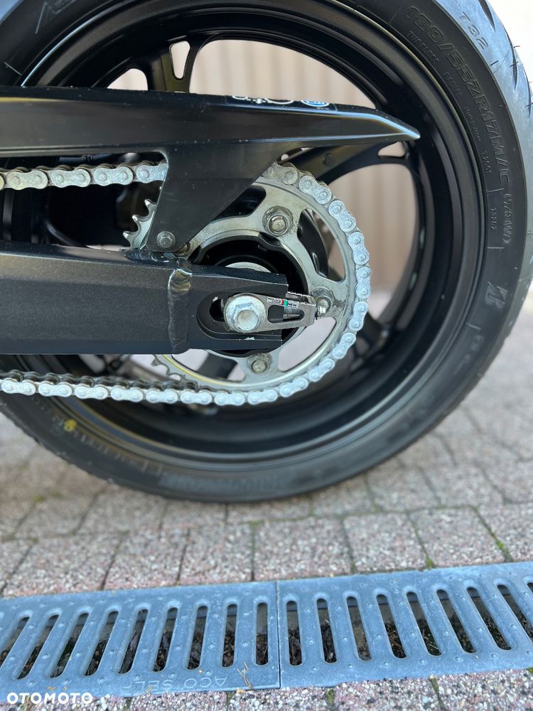 Honda Hornet - 23