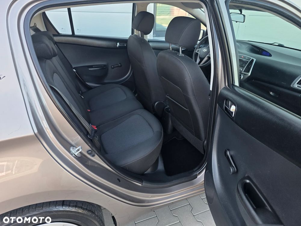 Hyundai i20 1.2 Select - 13