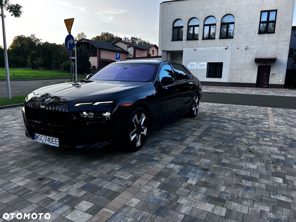 BMW Seria 7 740d xDrive - 36