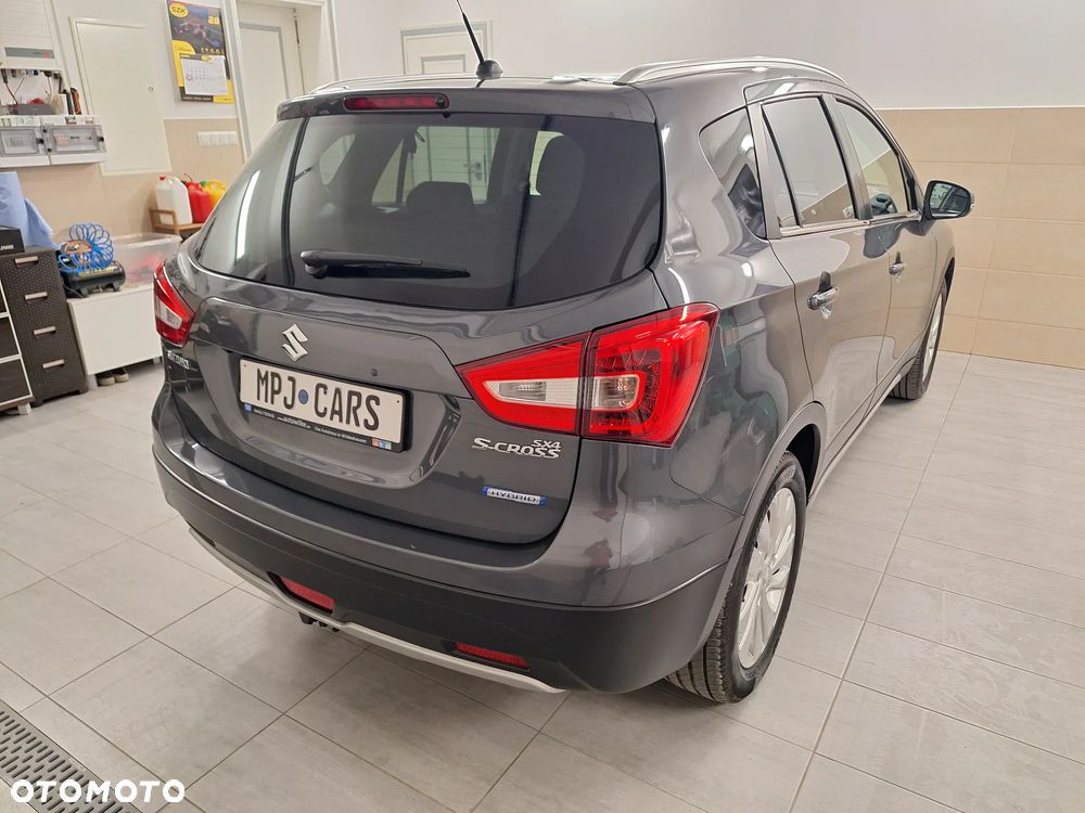 Suzuki SX4 S-Cross - 12