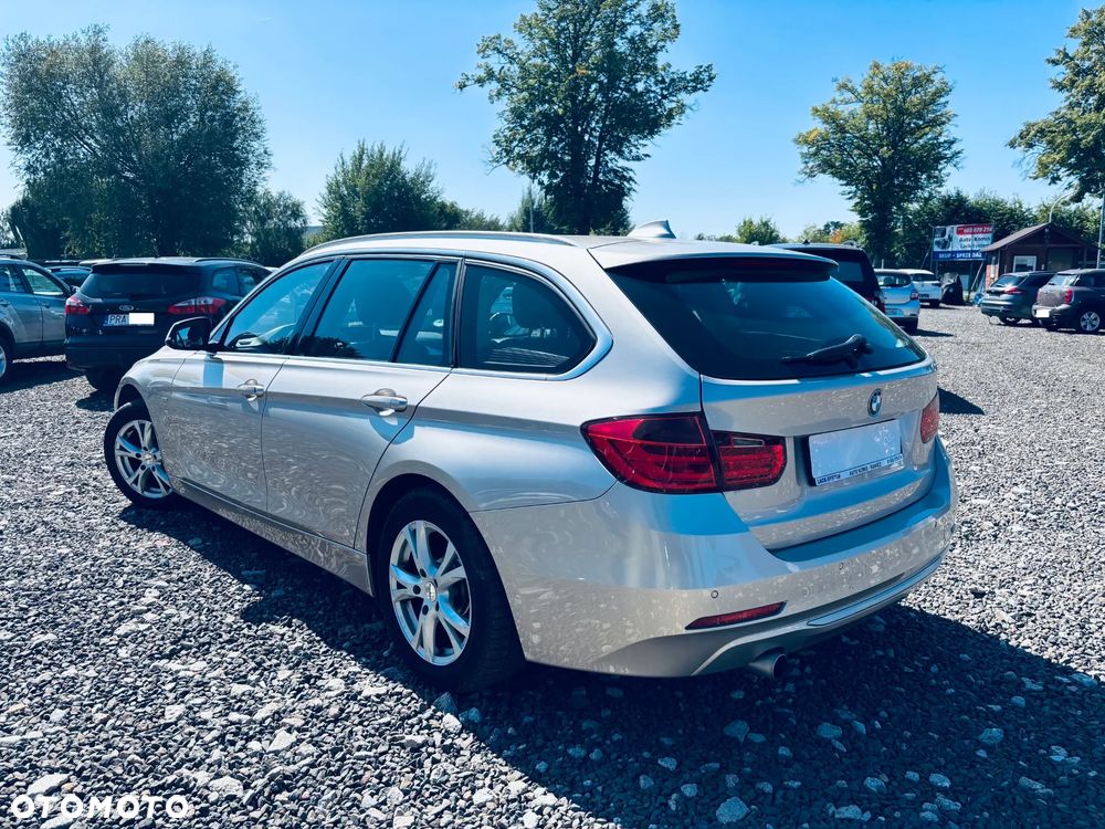 BMW Seria 3 320d - 5