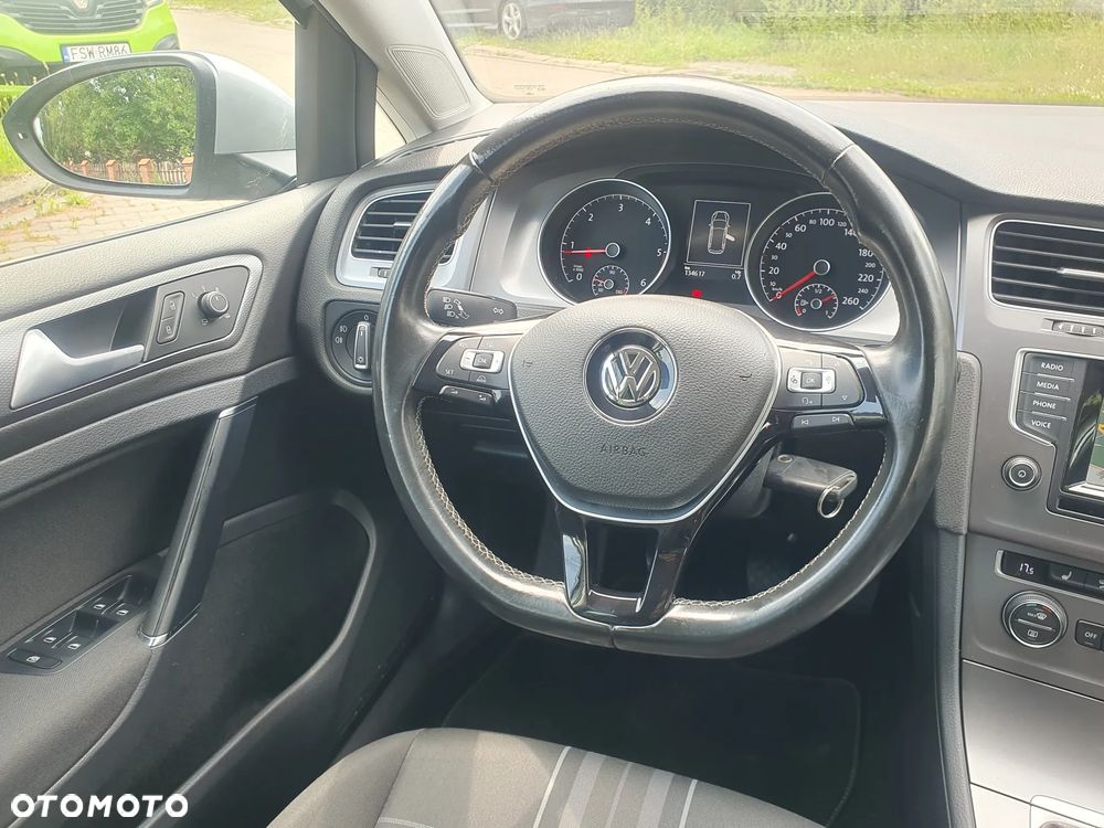 Volkswagen Golf 2.0 TDI BlueMotion Technology Lounge - 14