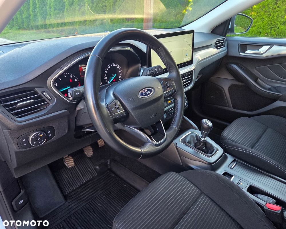 Ford Focus 1.0 EcoBoost Titanium Business - 8