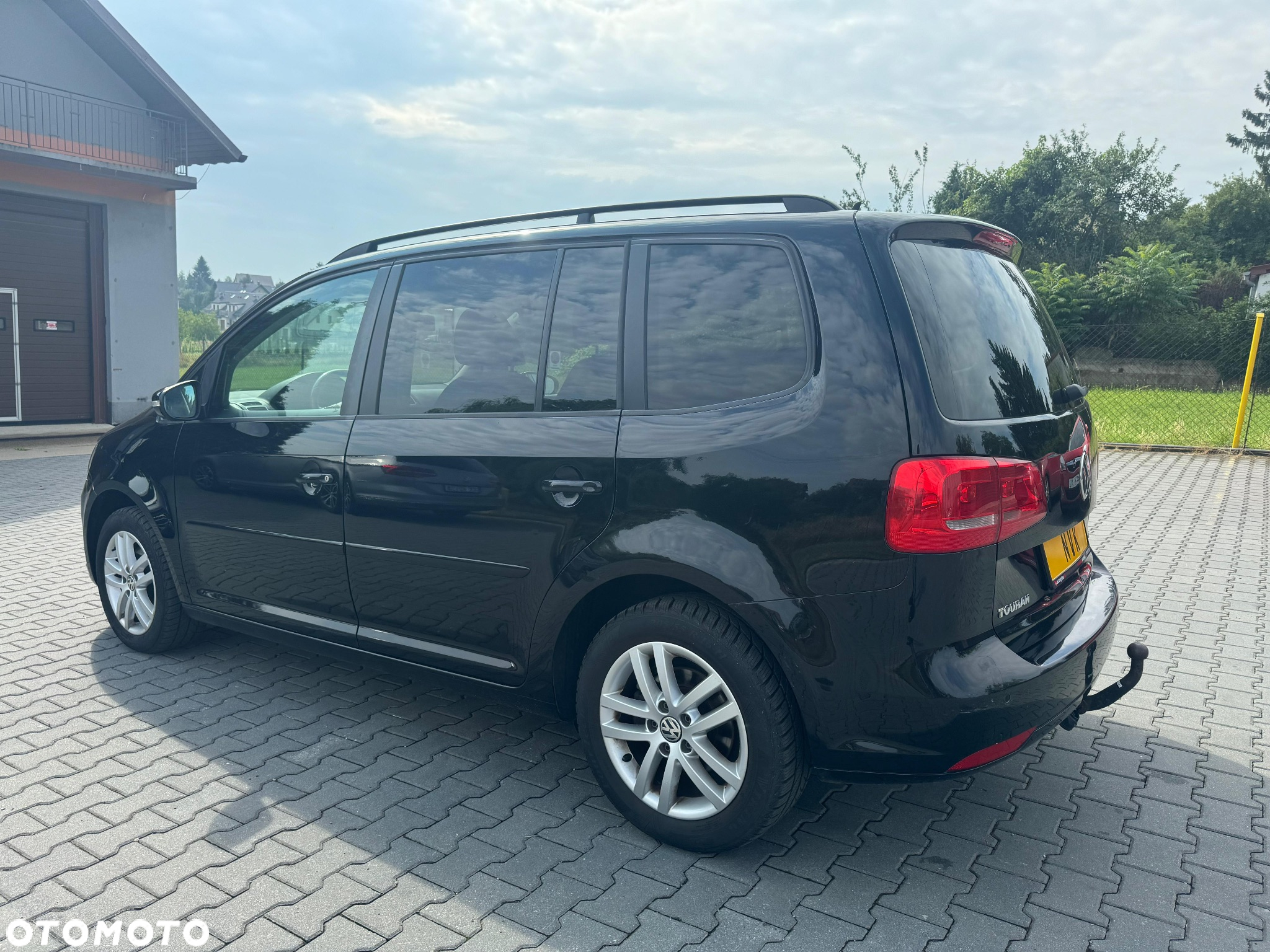 Volkswagen Touran 1.4 TSI Comfortline - 11