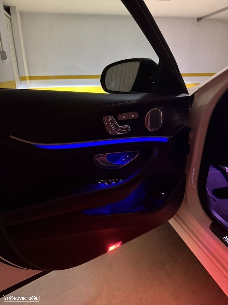 Mercedes-Benz E 300 de 9G-TRONIC AMG Line - 24