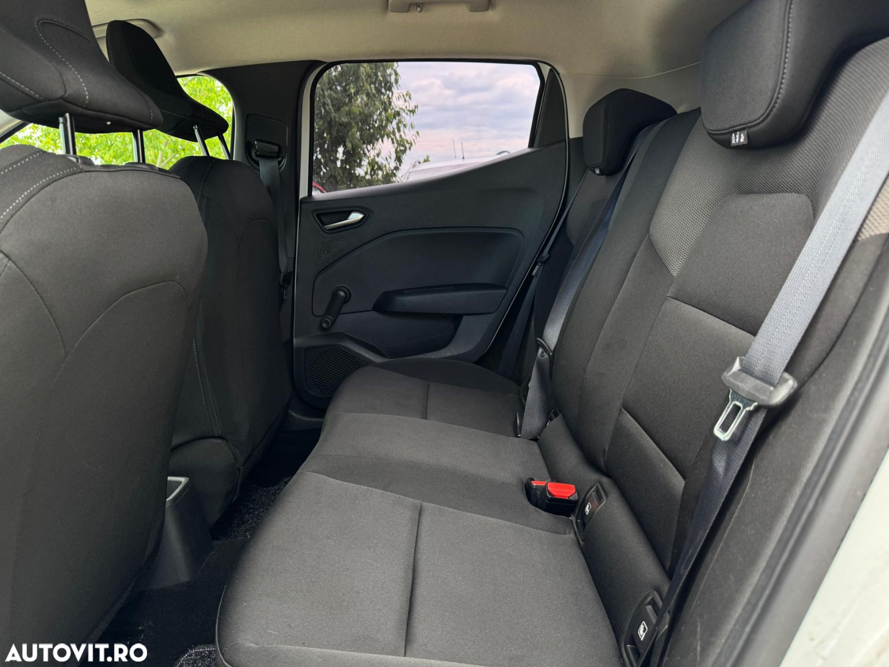 Renault Clio - 17