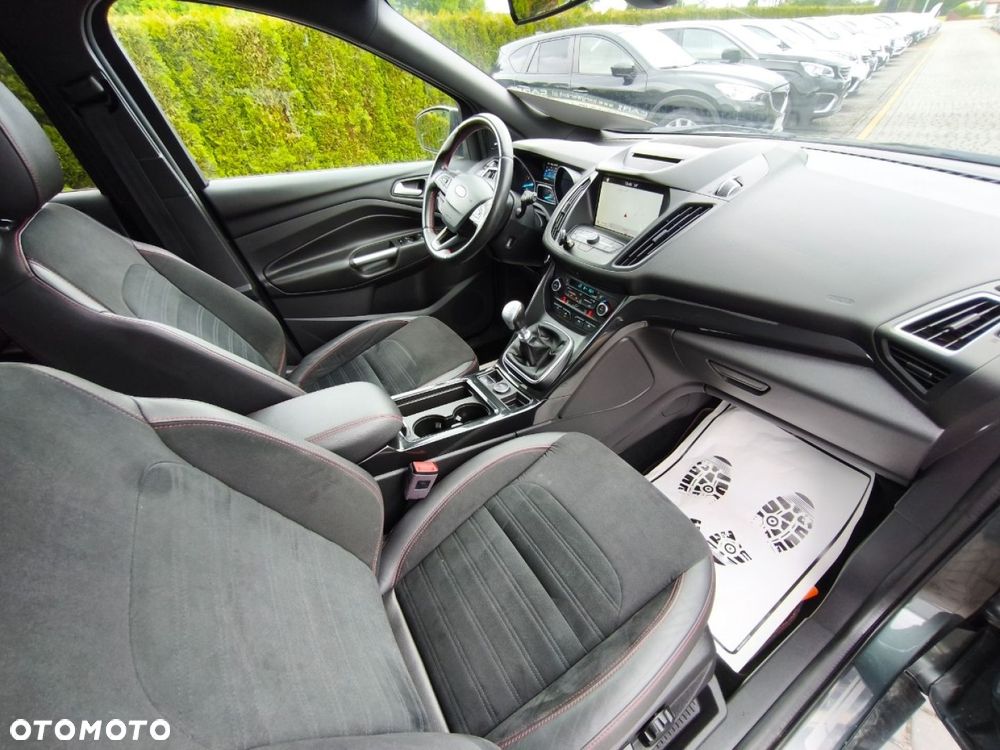 Ford Kuga - 9
