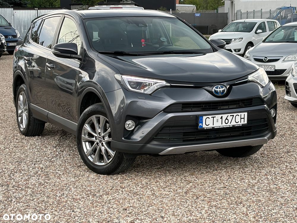Toyota RAV4 - 1