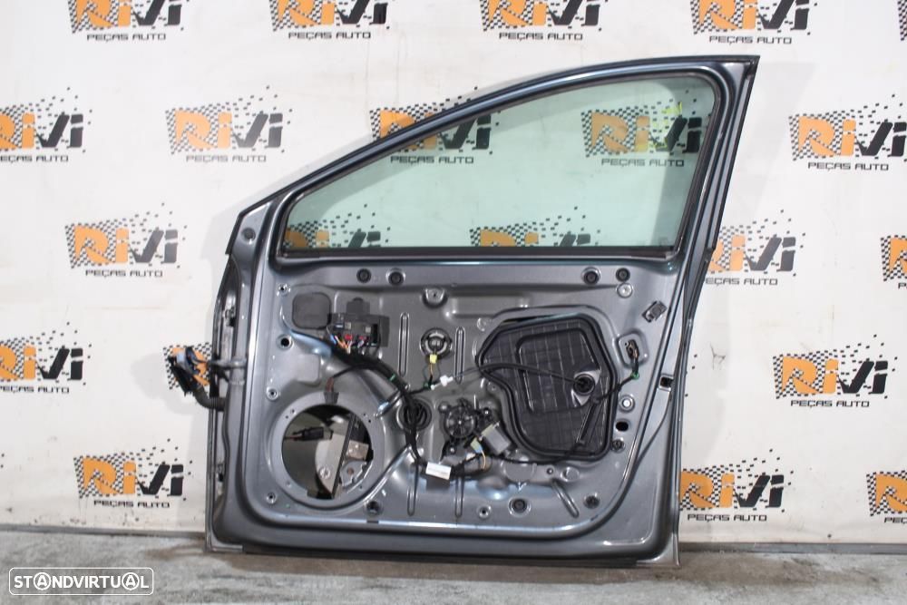 Porta Frente Direita Seat Leon (5F1)  Porta Frontal Direita Seat Leon - 6