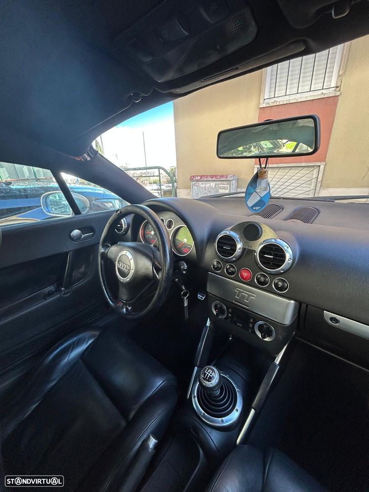 Audi TT Coupé 1.8 T - 29