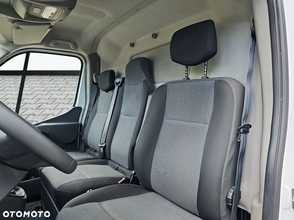 Renault Master Furgon FWD Pack Clim 3,5T L3H2 2.3 DCi 150 KM Agregat Chłodnia Zanotti - 12