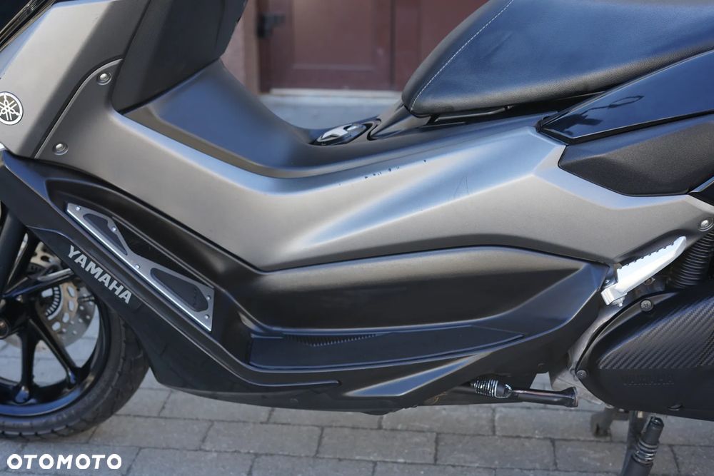 Yamaha NMAX - 27