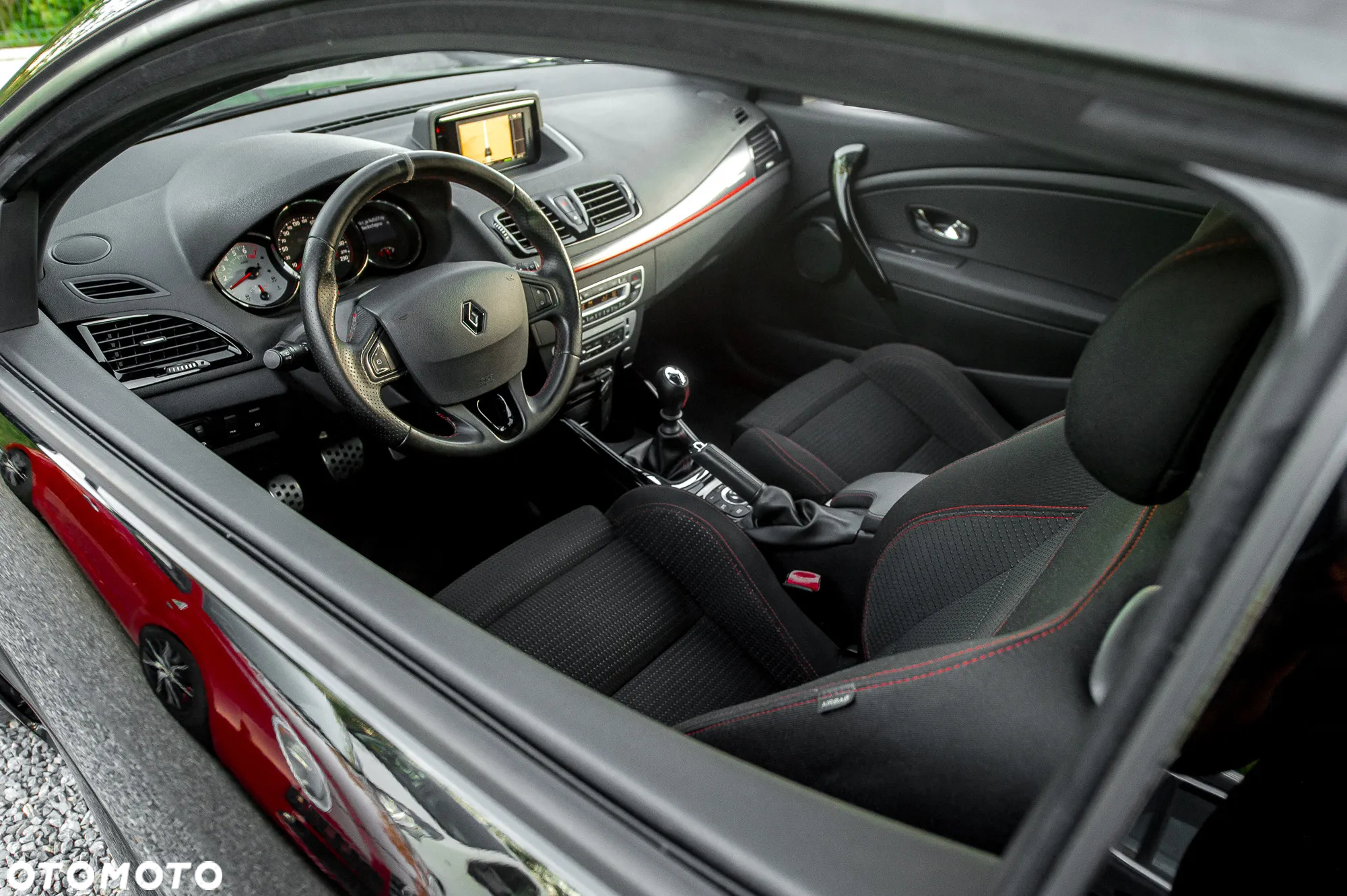 Renault Megane TCe 265 Coupe R.S Trophy - 16