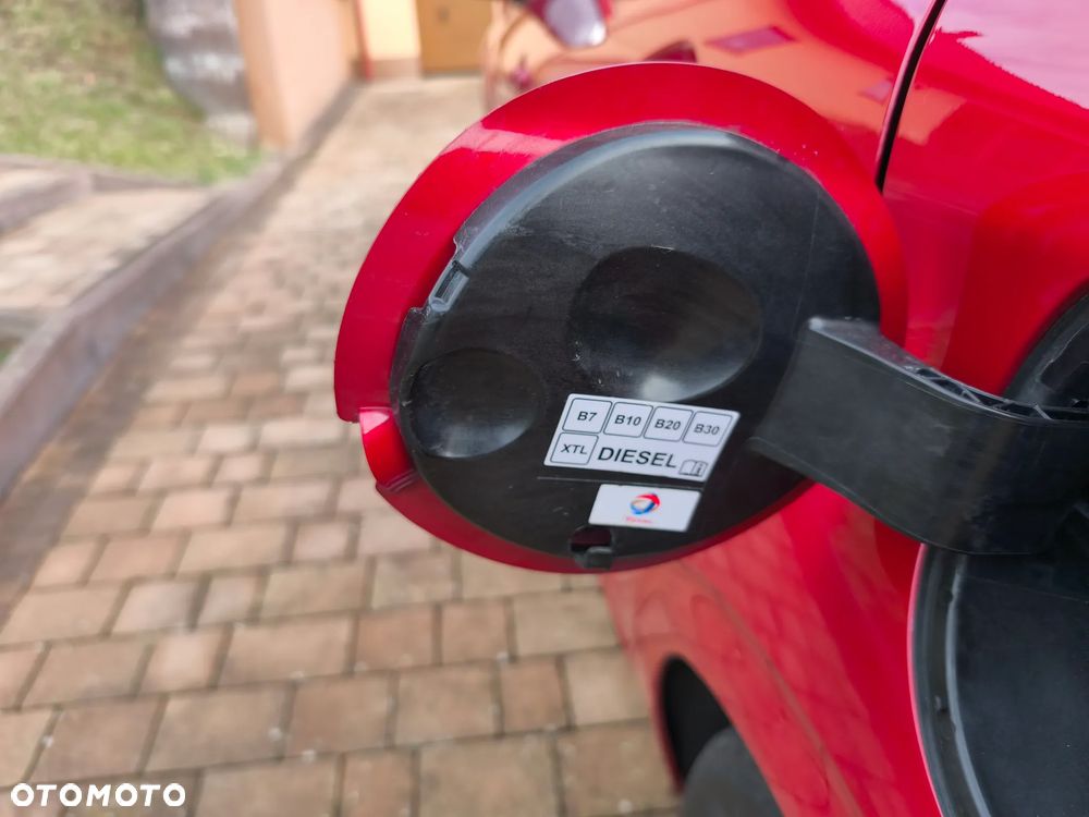 Peugeot 208 1.5 BlueHDi GT Line S&S - 11