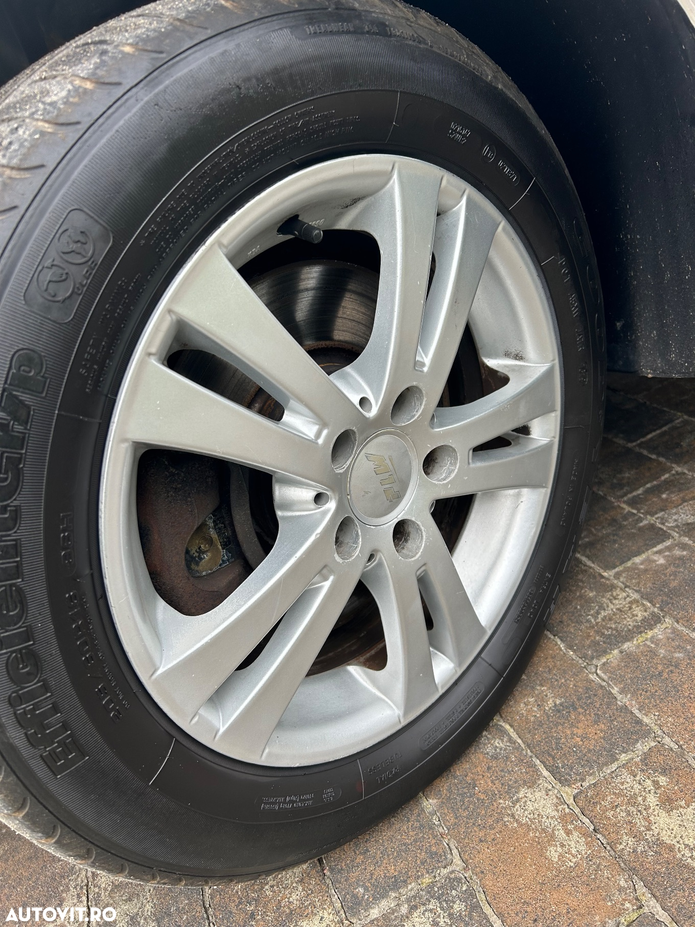 Volkswagen Sharan 2.0 TDI DSG BlueMotion Technology Highline - 22