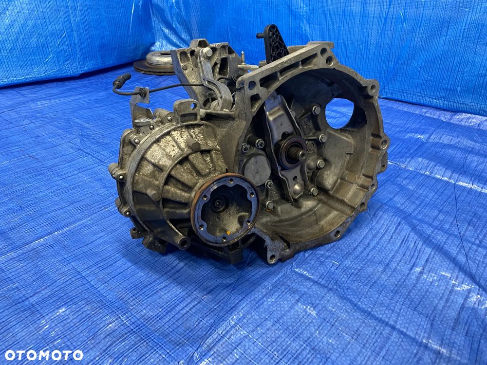 SKRZYNIA BIEGÓW MANUALNA 6-BIEGÓW VW PASSAT B7 SEAT SKODA AUDI ; MYP 1.6TDI GWARANCJA - 2