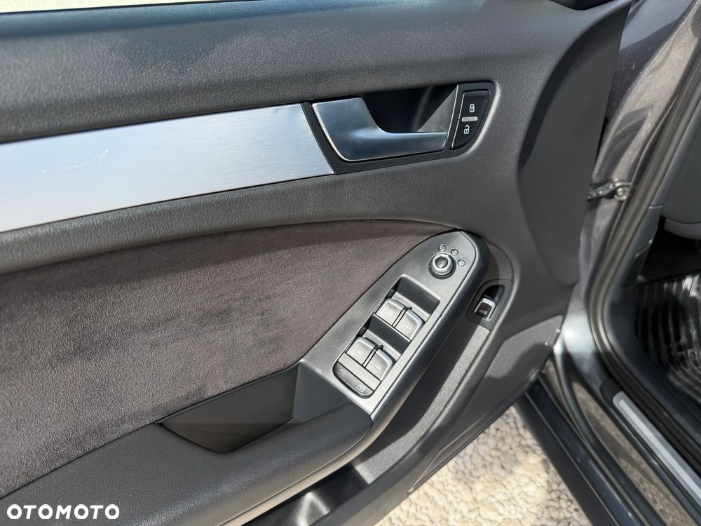 Audi A4 Avant 2.0 TDI ultra S tronic sport - 18