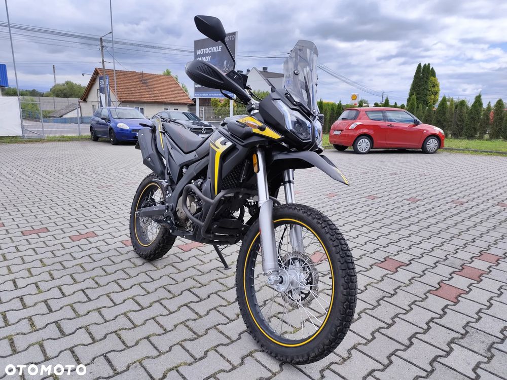 VOGE 300GY RALLY - 10