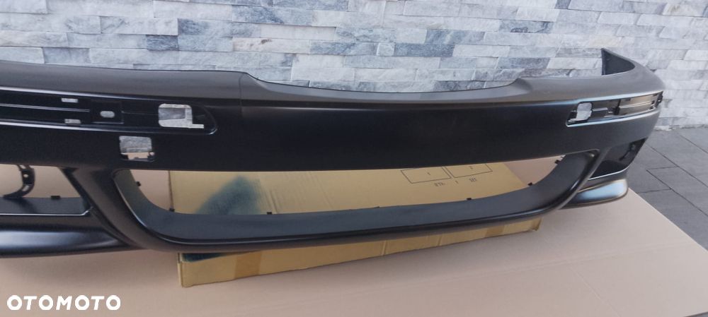 ZDERZAK BMW E39 M PAKIET PRZEDNI PRZÓD CZARNY AKRYLWYSYŁKA - 1