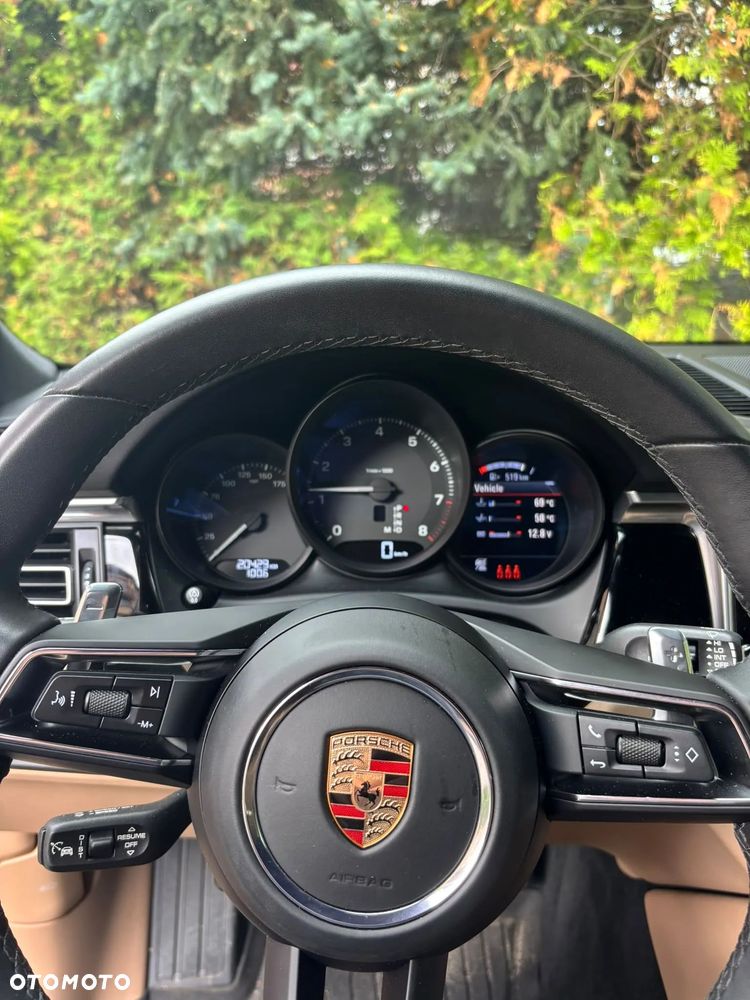 Porsche Macan T - 7
