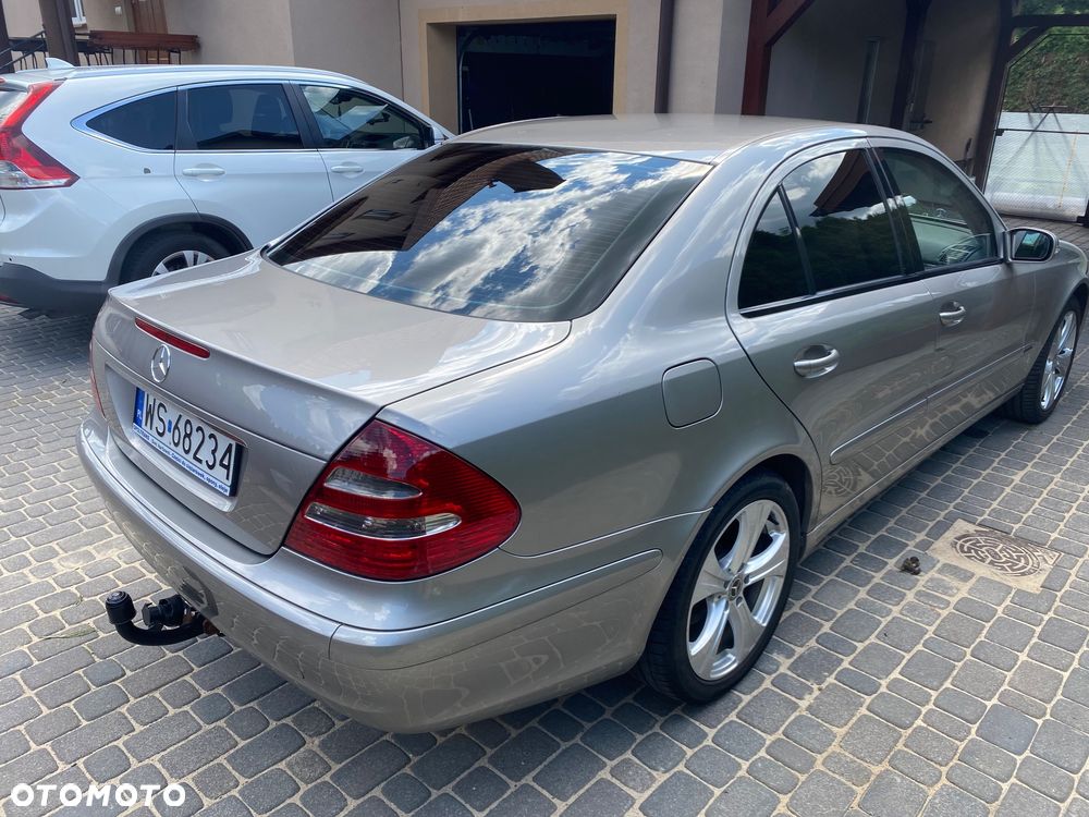 Mercedes-Benz Klasa E 320 CDI Classic - 5