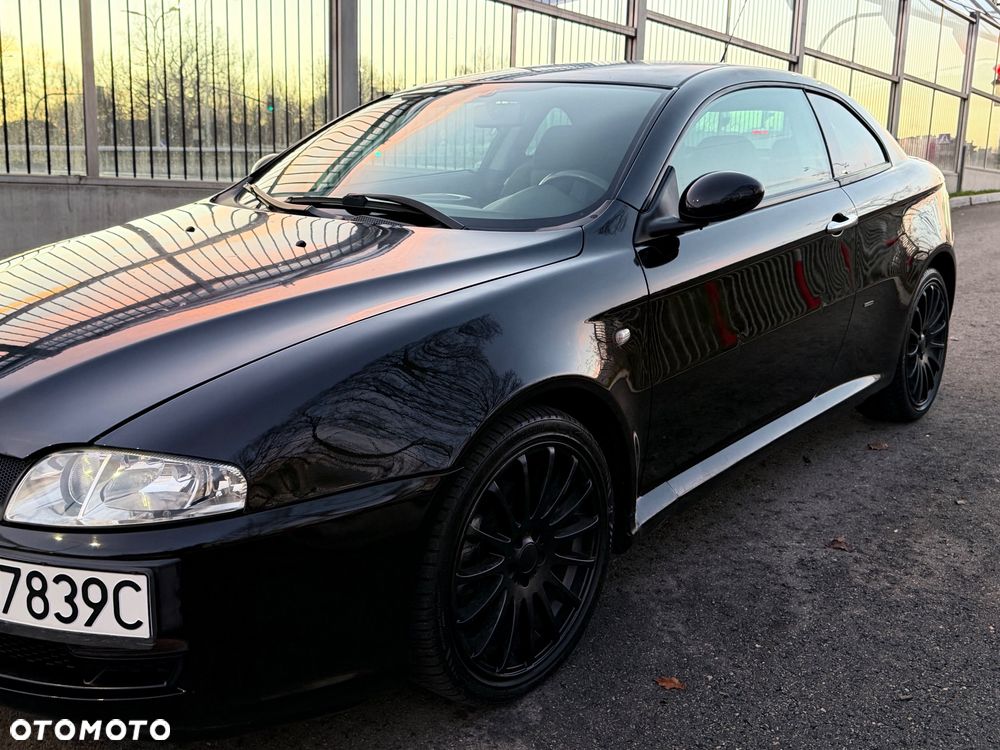 Alfa Romeo GT 2.0JTS Black Line - 25