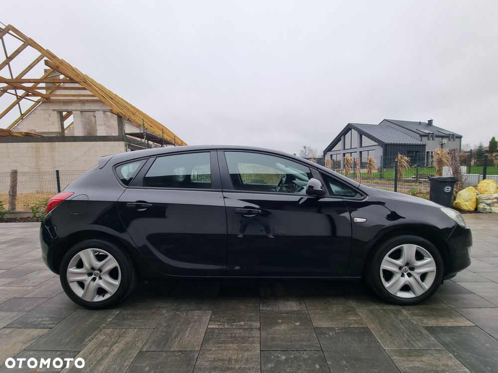 Opel Astra 1.4 Turbo Cosmo - 8